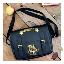 Load image into Gallery viewer, HARRY POTTER HOGWARTS PREMIUM SATCHEL INSULATED SCHOOL LUNCH BAG - BLACK &amp; GOLD
